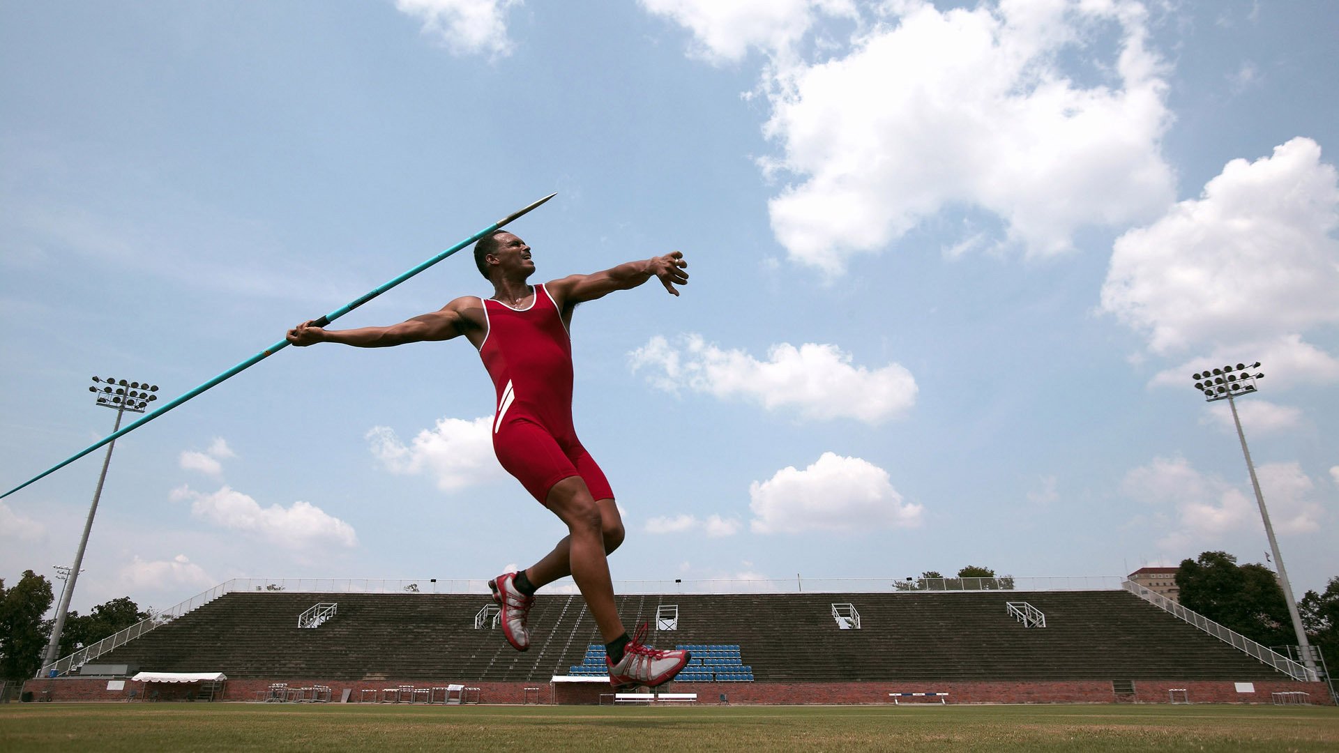 青少年“科技创新+篮球”创新大赛在深圳火热展开，推动行业科技升级